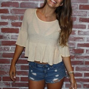 ☀️SOLD☀️ Free People flouncy crop top